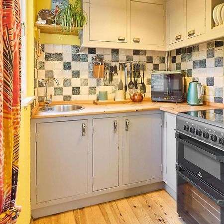Host & Stay - Ethelbert Cottage Бродстейрс Экстерьер фото