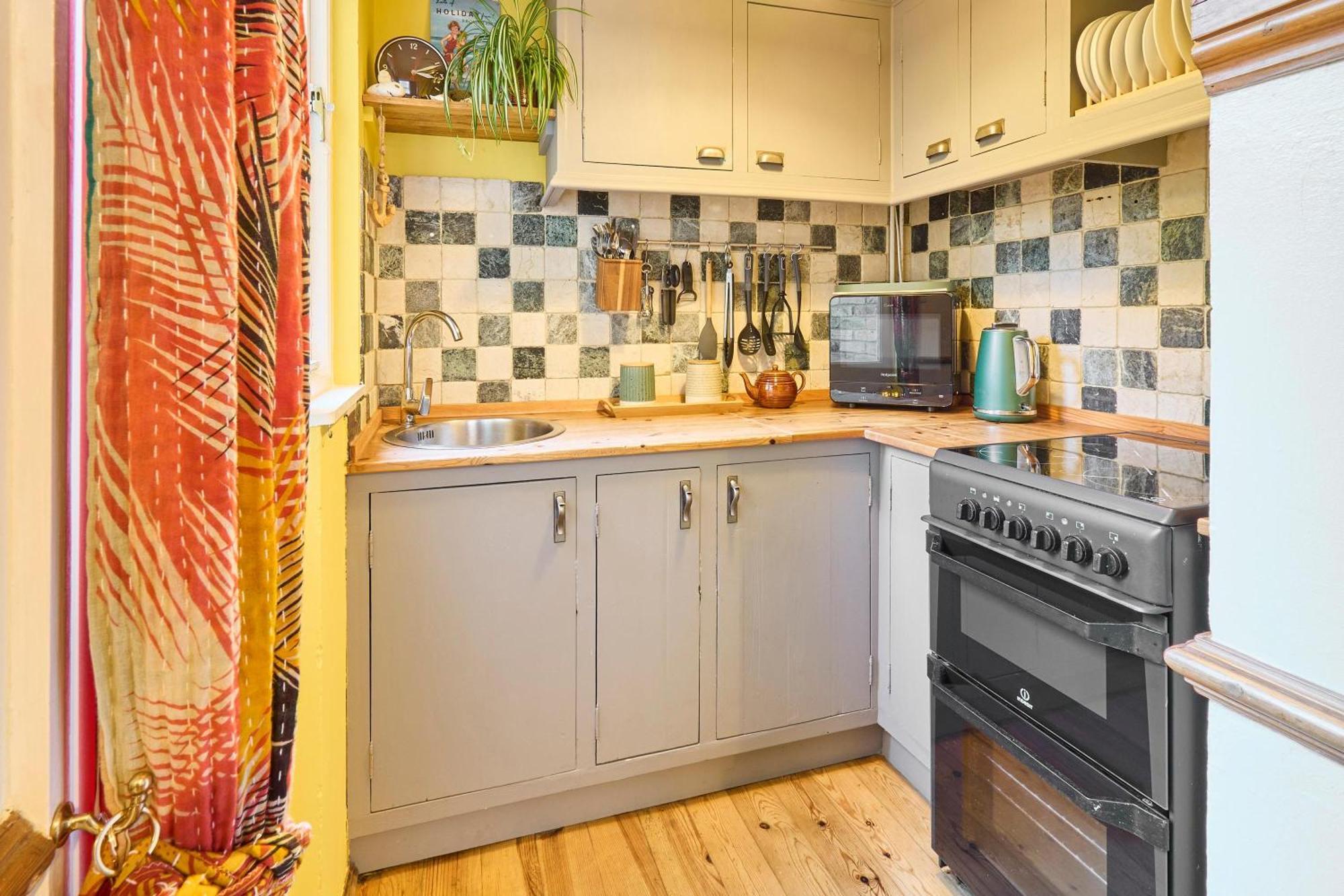 Host & Stay - Ethelbert Cottage Бродстейрс Экстерьер фото