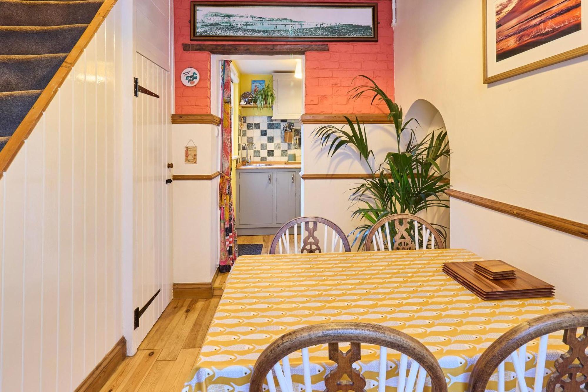Host & Stay - Ethelbert Cottage Бродстейрс Экстерьер фото