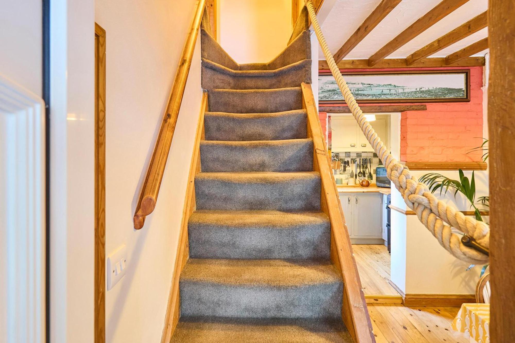 Host & Stay - Ethelbert Cottage Бродстейрс Экстерьер фото